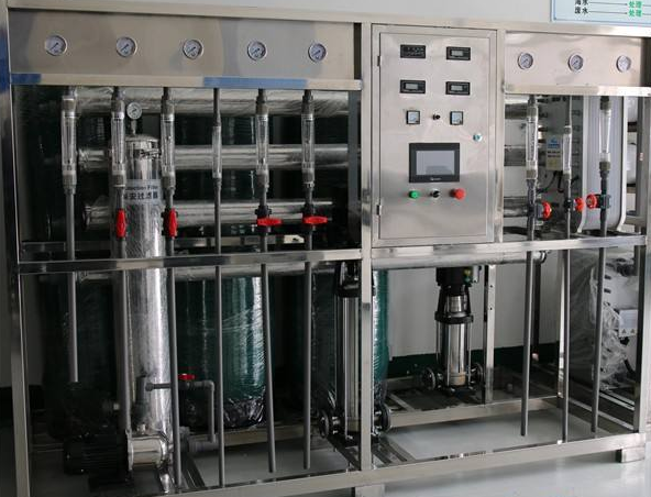 淺談反滲透純水設(shè)備的結(jié)構(gòu)、作用以及故障的排除方法
